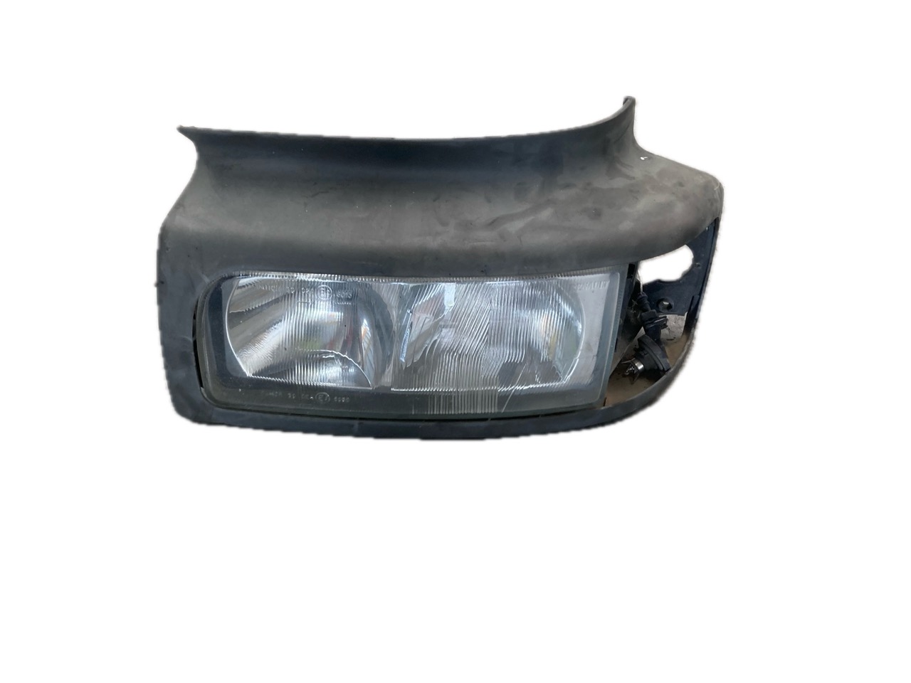 FARO IZQUIERDO RENAULT TRUCKS PREMIUM DISTRIBUTION 270.18 – 1007884 - 5010231669