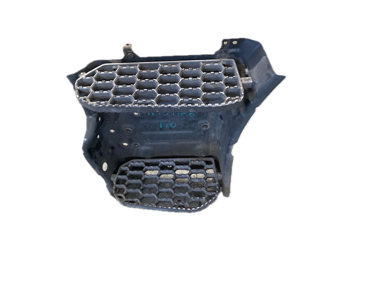 ESTRIBO IZQUIERDO SCANIA P II P450 - 2553999